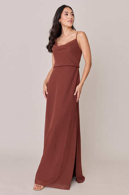 Model: Saije; Size: 4; Color: Mahogany