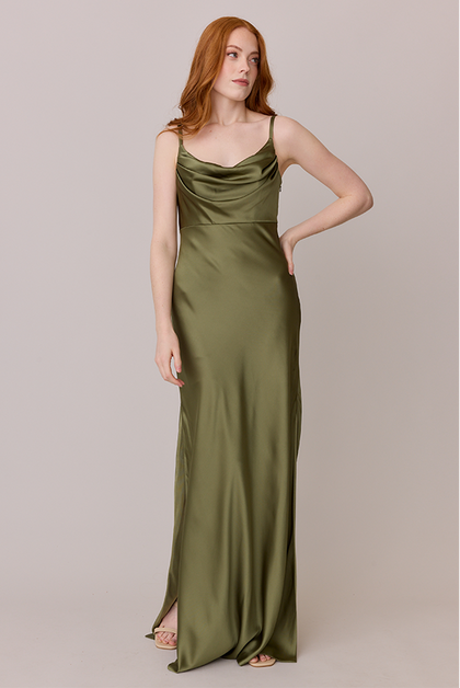 Model: Merrik; Size: 4; Color: Moss