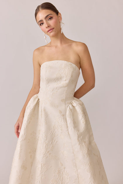 Color: Champagne