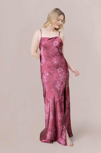 Model: Sydney; Size: 10; Color: Berry Botanical