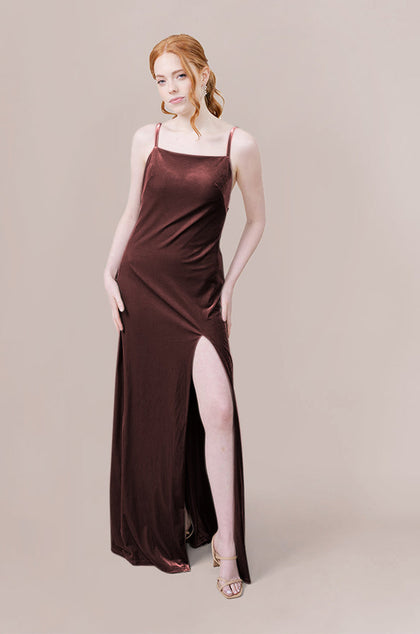 Model: Merrik; Size: 4; Color: Dusty Purple