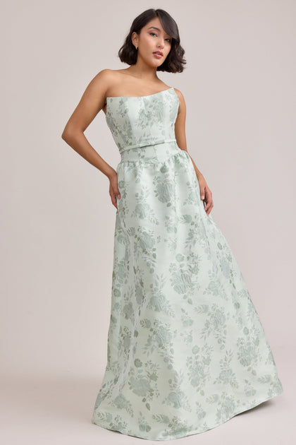 Model: Clarissa; Size: 6; Color: Sage