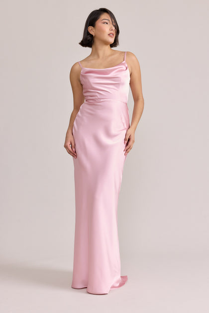 Model: Clarissa; Size: 6; Color: Perfect Pink