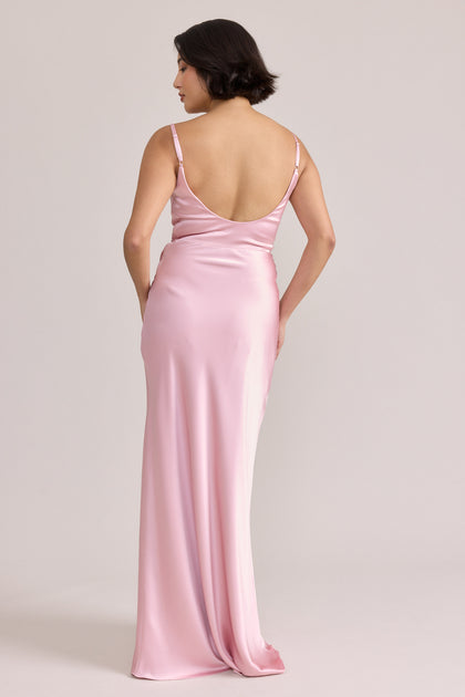 Model: Clarissa; Size: 6; Color: Perfect Pink