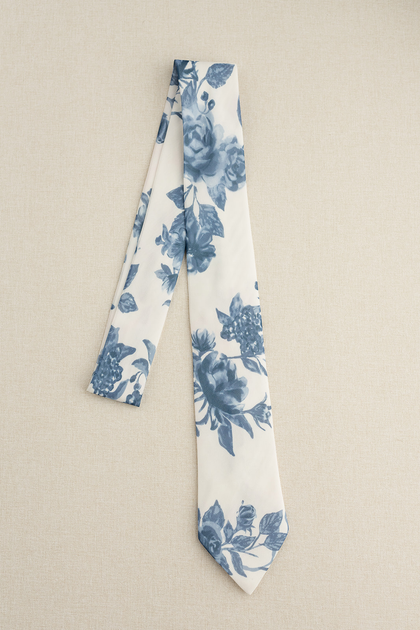 Color: Dusty Blue Bouquet