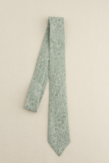 Color: Sage Posey
