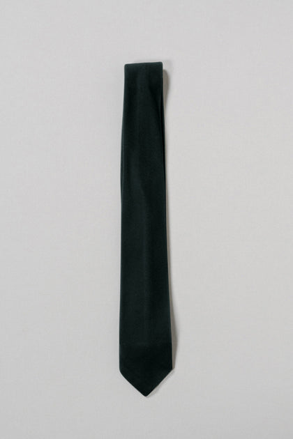 Velvet Tie | Made To Order | Classic Emerald