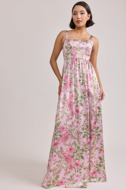 Model: Clarissa; Size: 6; Color: Perfect Pink Meadow Blooms