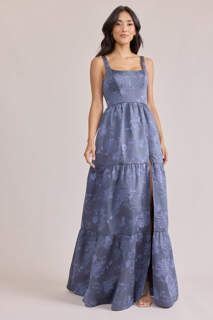 Model: Saije; Size: 4; Color; Indie Blue