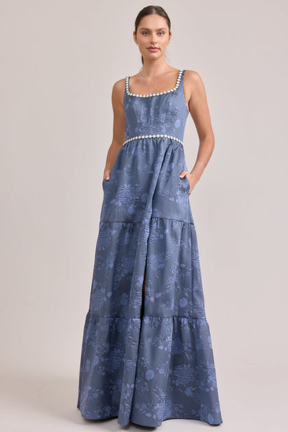 Model: Isabel; Size: 4; Color; Indie Blue