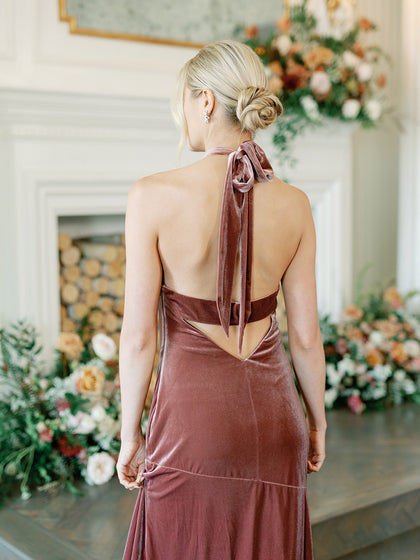 Model: Natalie; Size: 4; Color: Dusty Rose