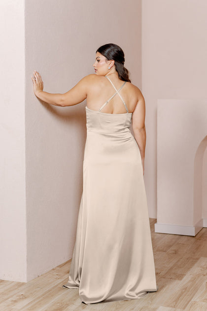 Model: Barbara; Size: 14