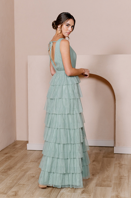 Model: Lindsey; Size: 4; Color: Sage