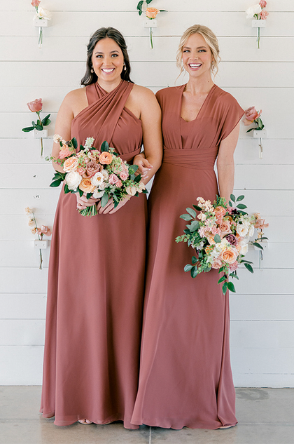 Model on the Left: Claudia; Size: 16; Color: Cinnamon Rose | Model on the Right: Britt; Size: 4; Color: Cinnamon Rose