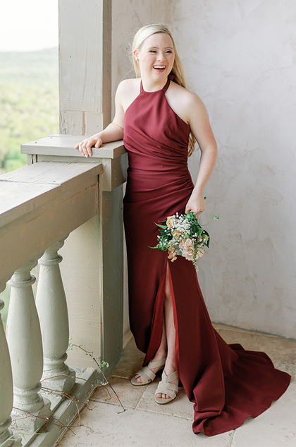 Model: Grace; Size: 4; Color: Cabernet