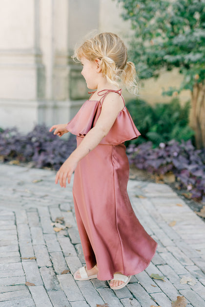 Model: Demi; Size: 3T; Color: Desert Rose